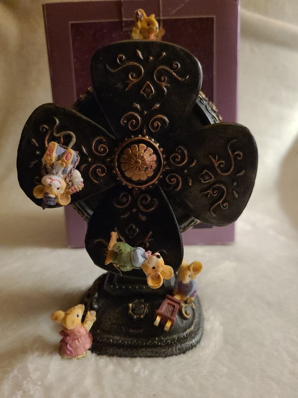 Vtg RARE Enesco Small World of Music Fan-Fair Mice Music Box My Favorite Things